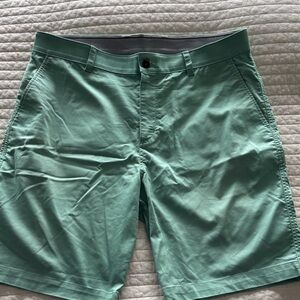 Nike Men's Mint Green Flat Front 10 inch Shorts